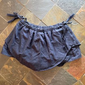 Adorable large navy blue adjustable drawstring skort